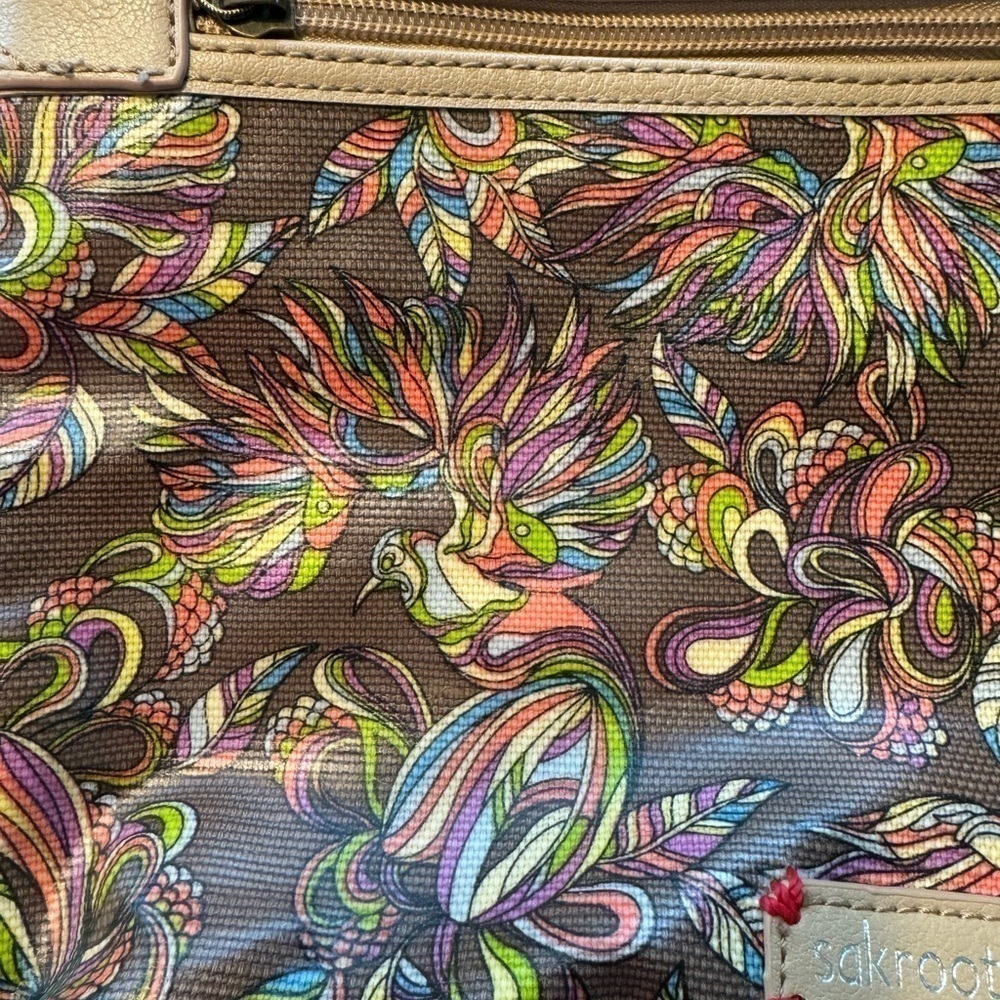 Sakroots Fun Crossbody Birds Purse adjustable strap - Picture 11 of 12